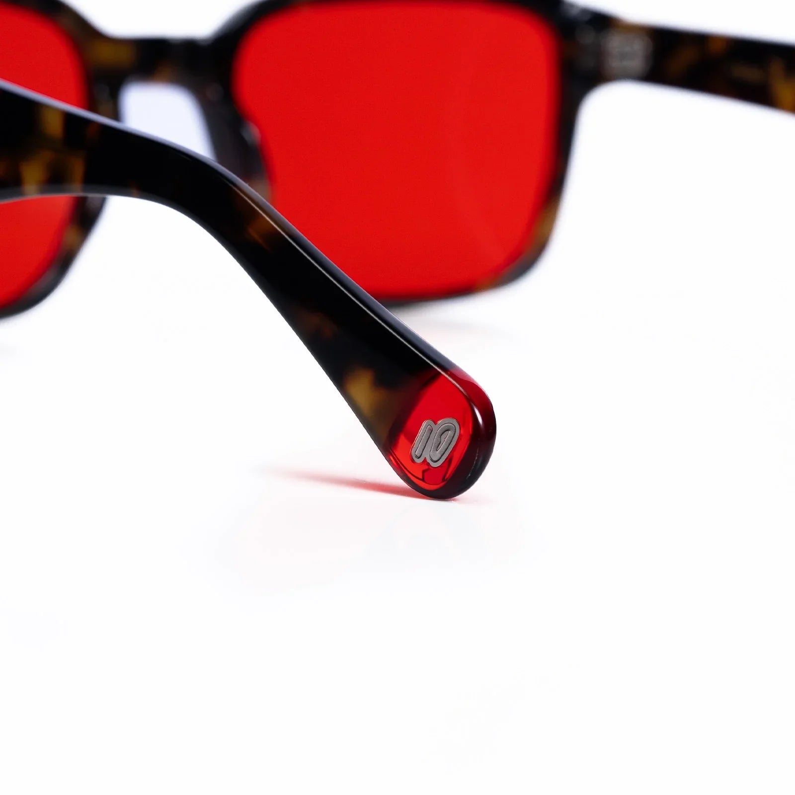 Las del Mago Dark Brown - Lente Rojo