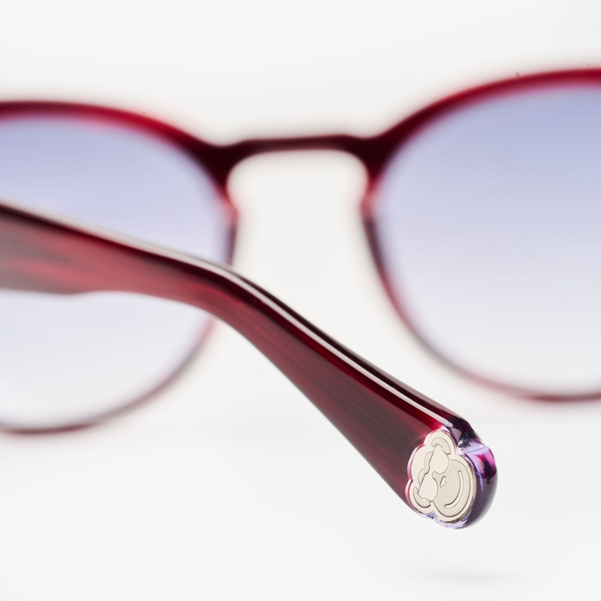 Mutvohrd Burgundy