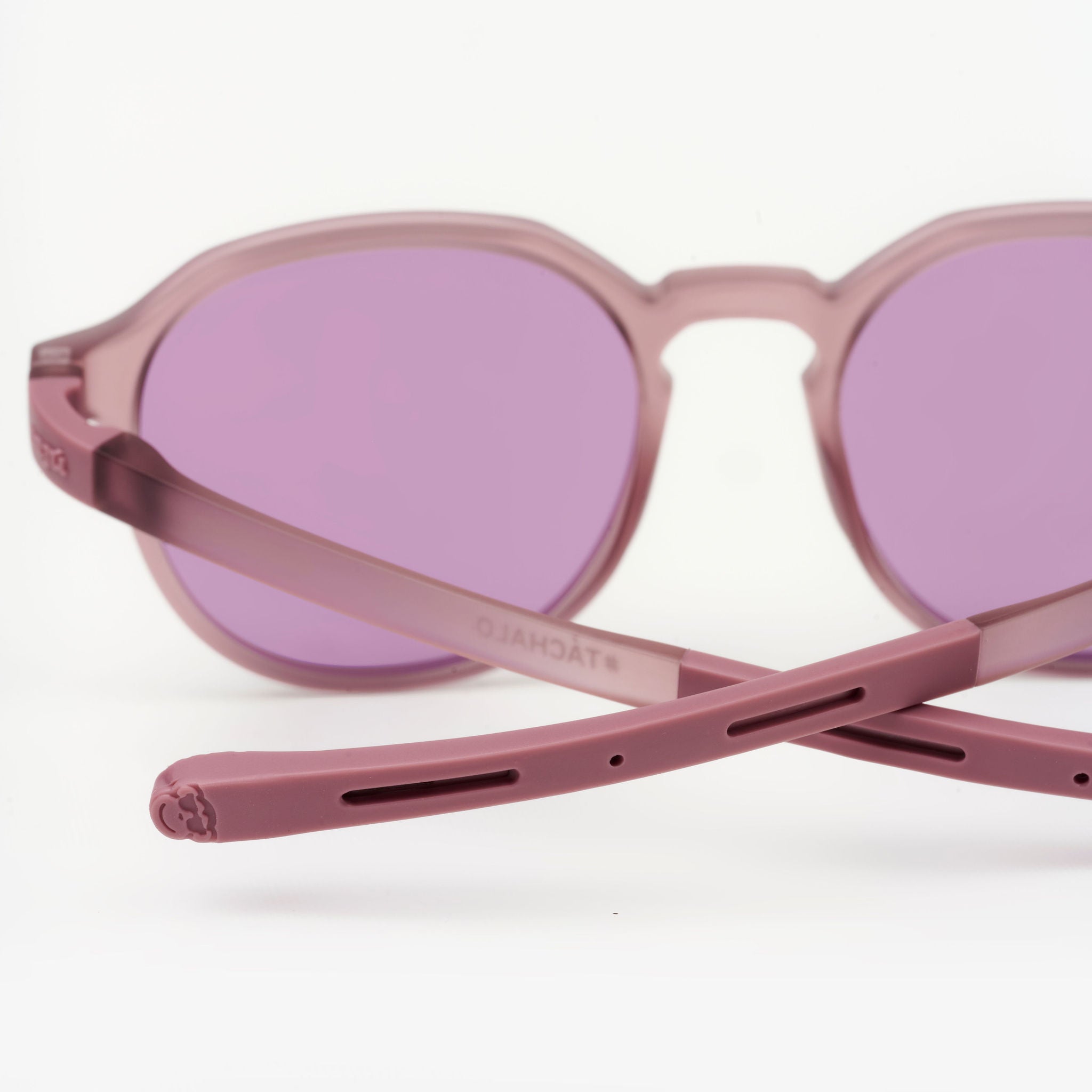Rocka Sangría — gafas de sol de Sajú con filtro UV400 y sistema Grip antideslizante