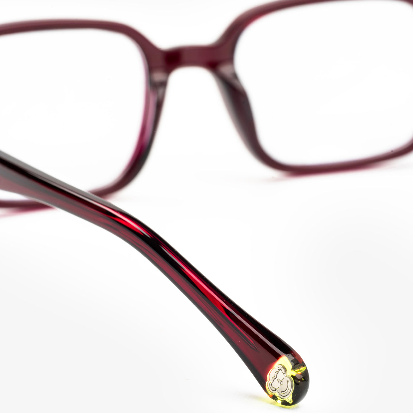 color_burgundy