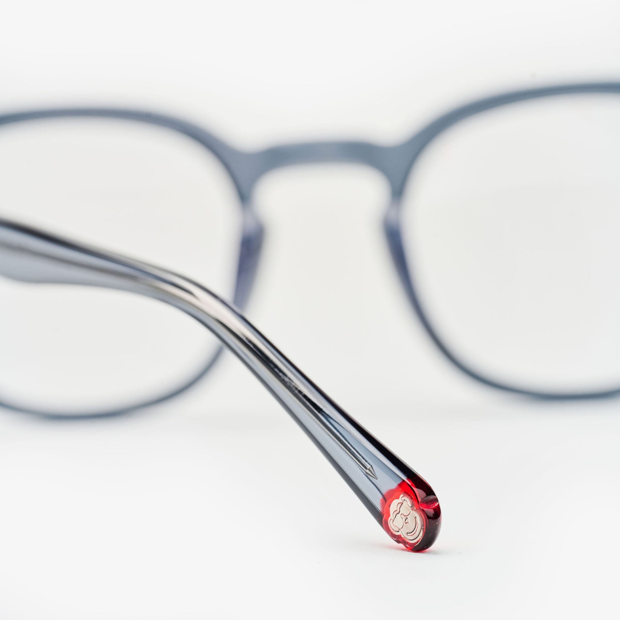 Belucci Clear Gray Formuladas