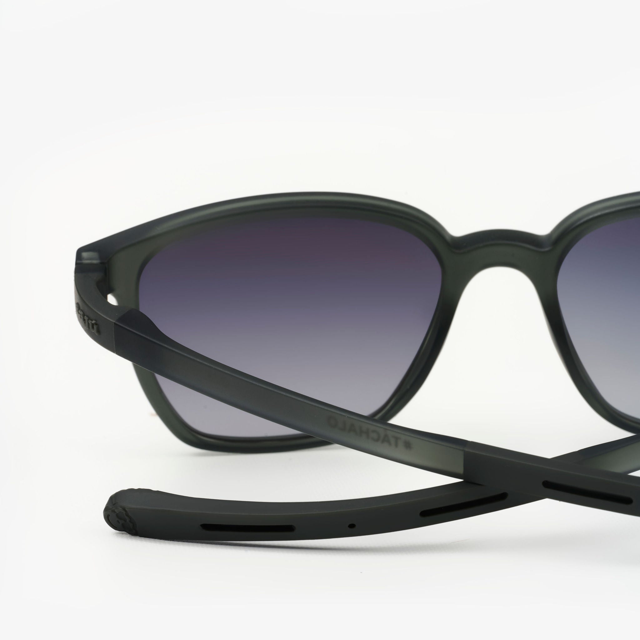 Cumbre Gravel — gafas de sol de Sajú con filtro UV400 y sistema Grip antideslizante