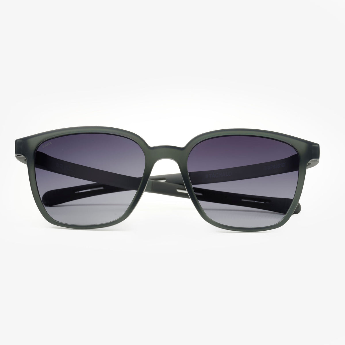 Cumbre Gravel — gafas de sol cuadradas compactas de Sajú en TR90 negro grava con sistema Grip