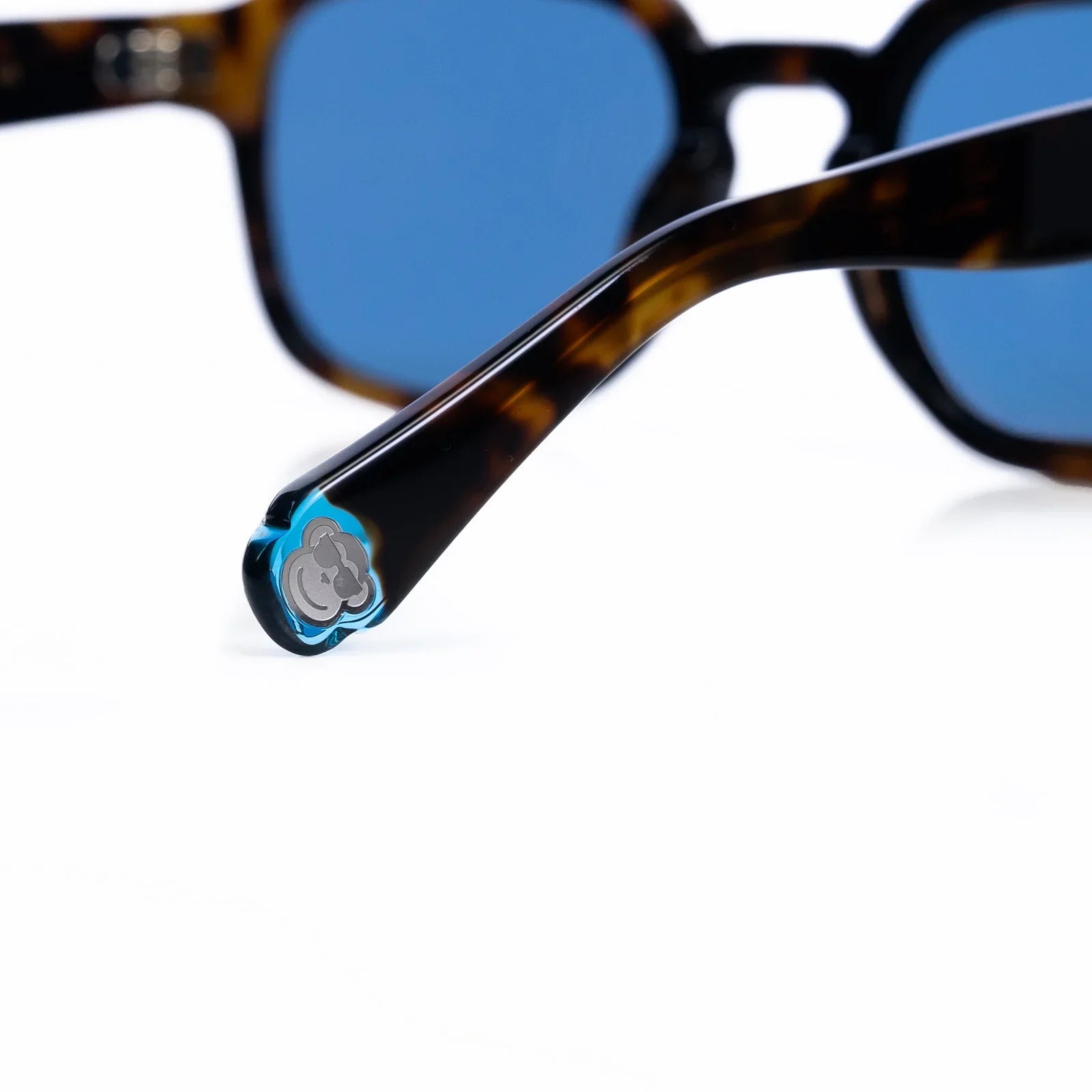 Las Calidosas Dark Brown - Lente Azul