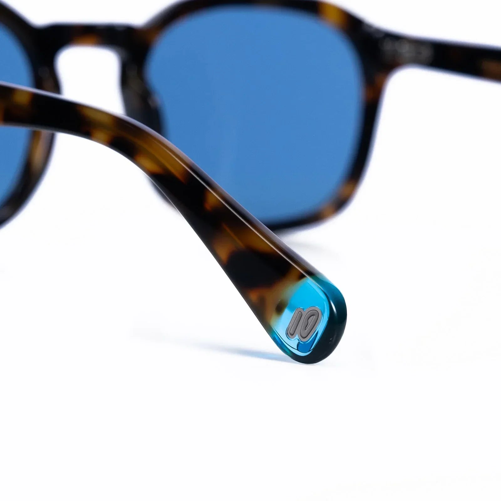 Las del Capi Dark Brown - Lente Azul