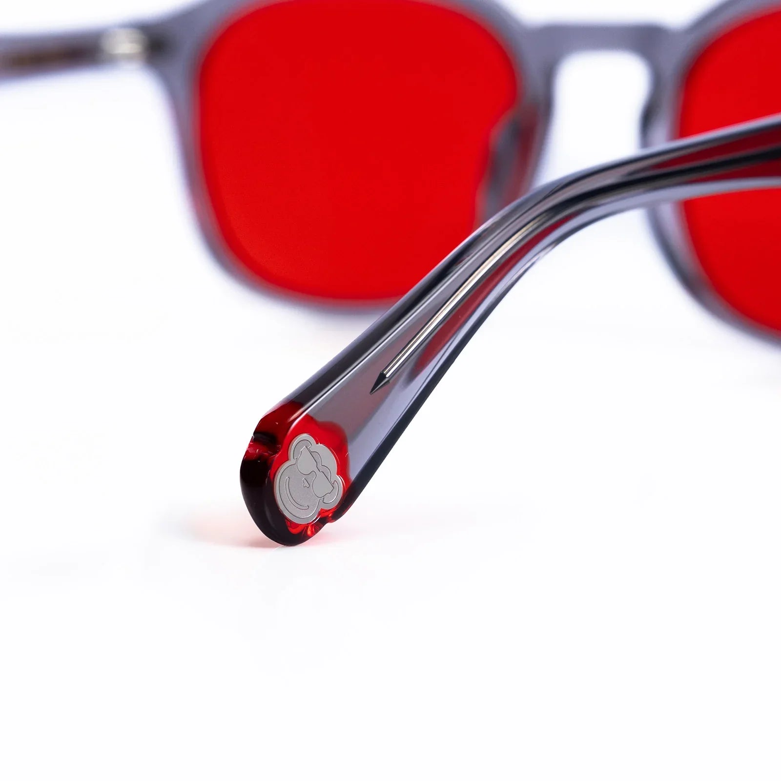 Las del Capi Gray - Lente Rojo