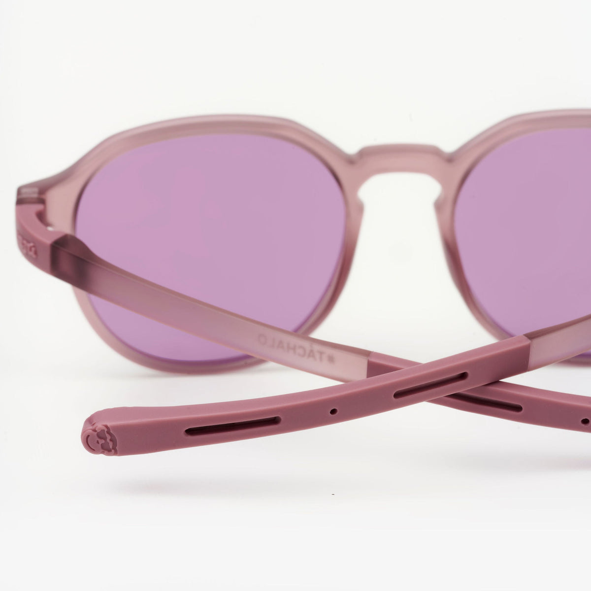 Rocka Sangría — gafas de sol de Sajú con filtro UV400 y sistema Grip antideslizante