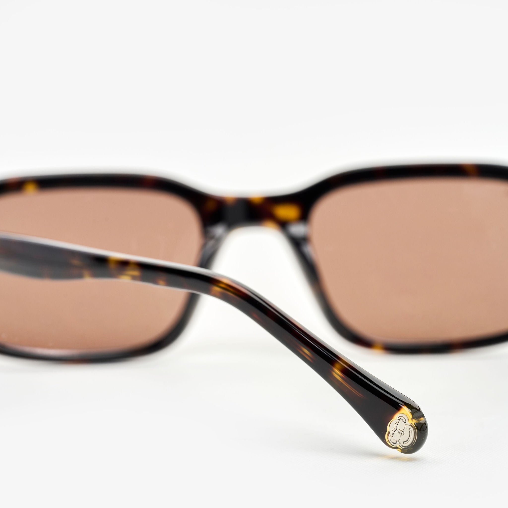 Cabo Dark Brown