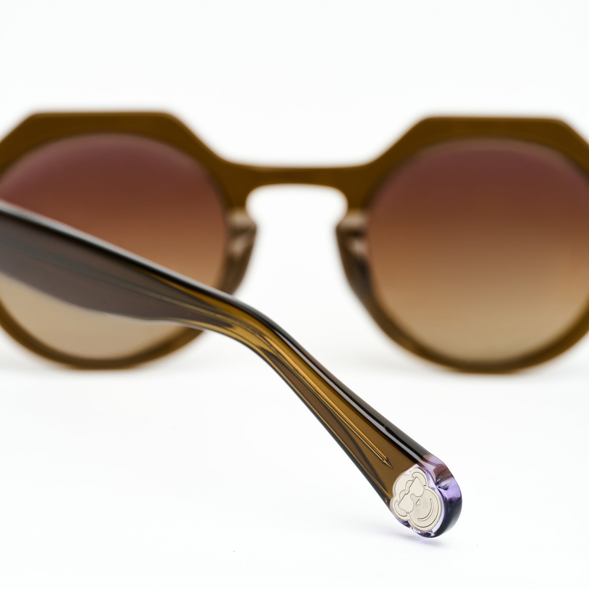 Pura Vida Clear Olive