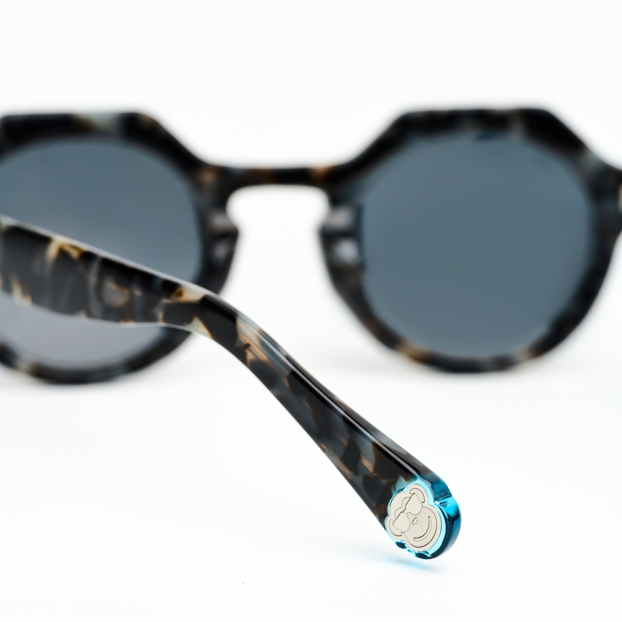 Pura Vida Dark Gray
