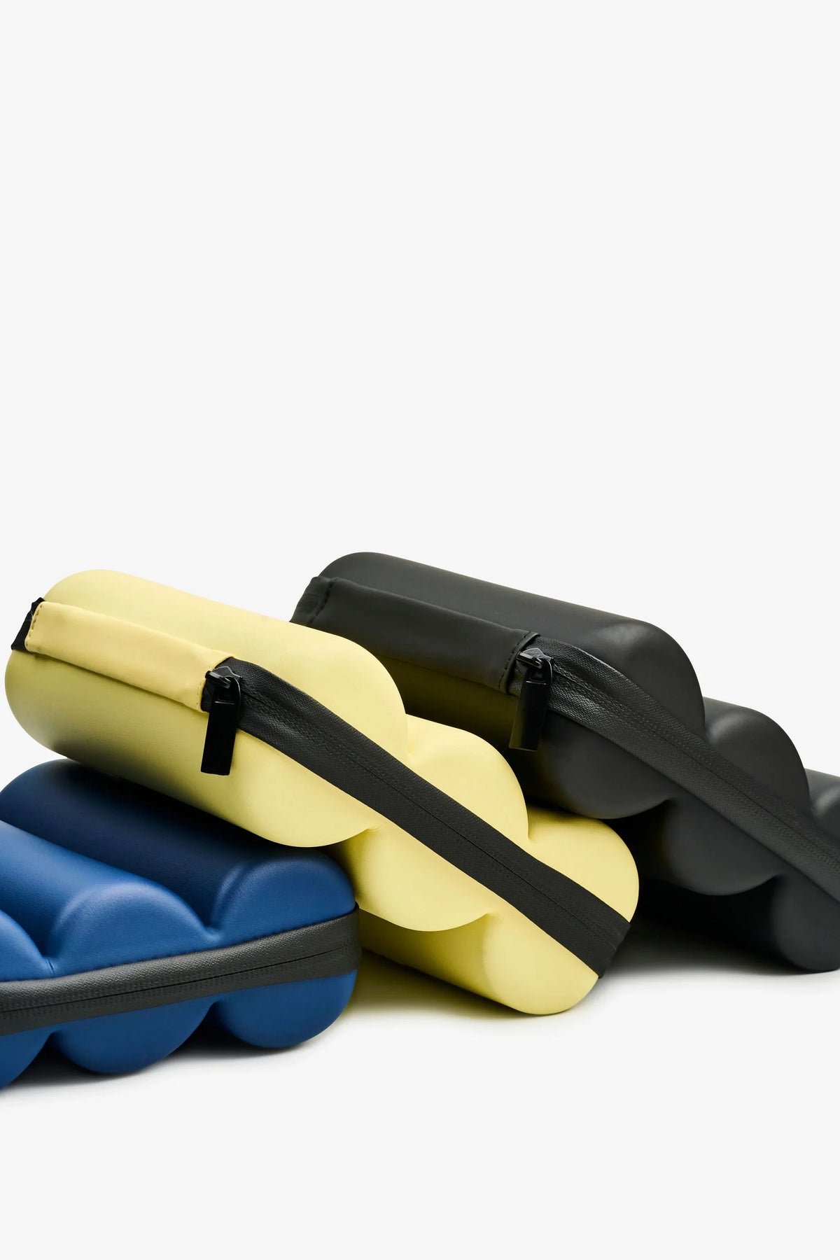 Travel Case - Pastel yellow