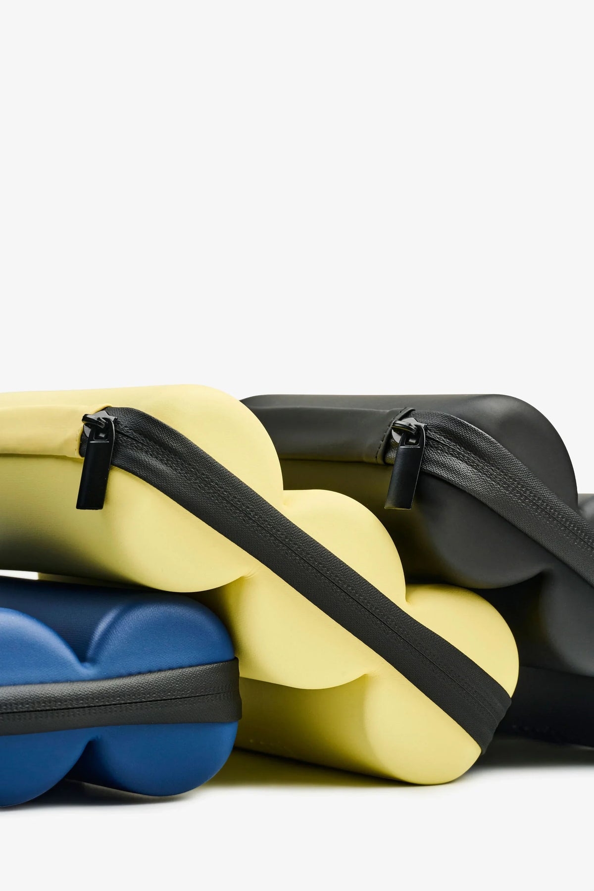 Travel Case - Pastel yellow